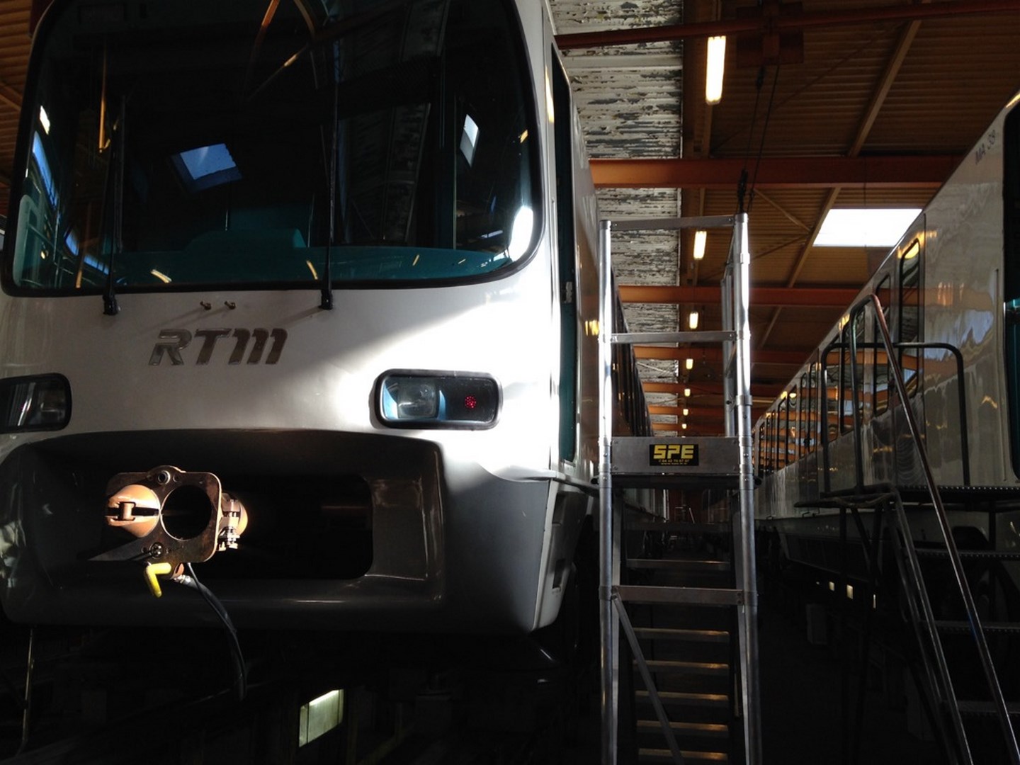 RTM escalier d'accès pour trains