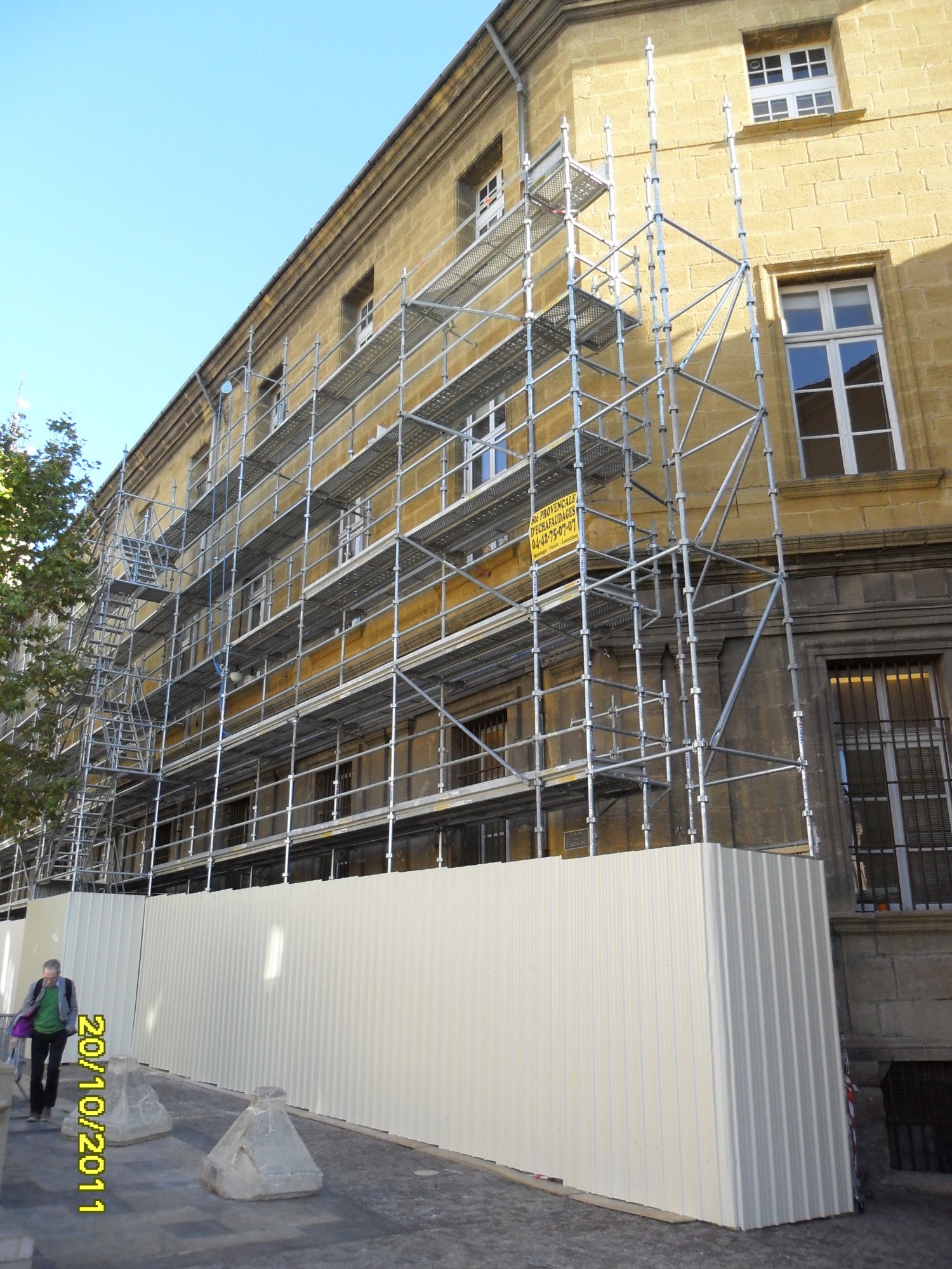 ECHAFAUDAGE SOLIDIUM TUBESCA-COMABI MAIRIE D'AIX