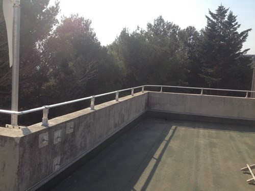 GARDE-CORPS FIXE SUR MUR DE TERRASSE