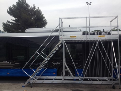 ESCALIER ALUMINIUM AUTOPORTANT 100% RÉPARABLE ACCÈS BUS