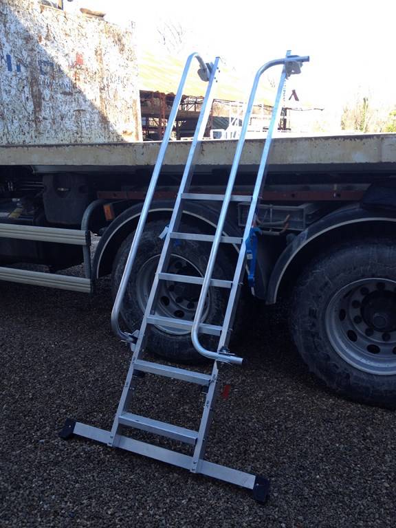 Escalier accès camion sur mesure, Vitrolles, Bouches du Rhone, 13.