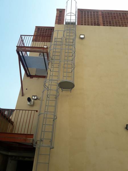 Echelle à crinoline Laquée