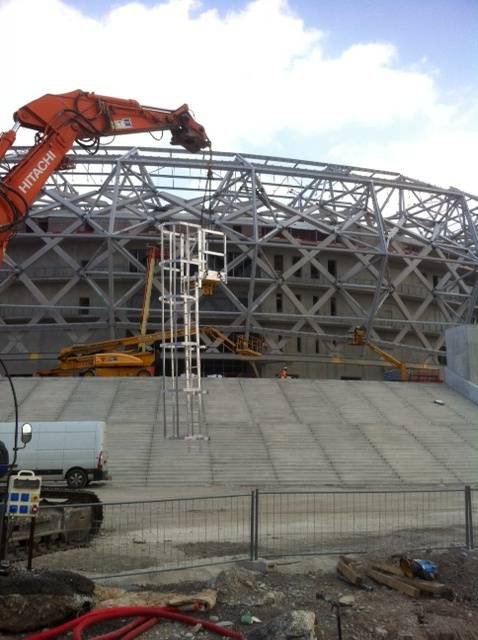 Chantier de l'Aréna de Nice, avec Grue/