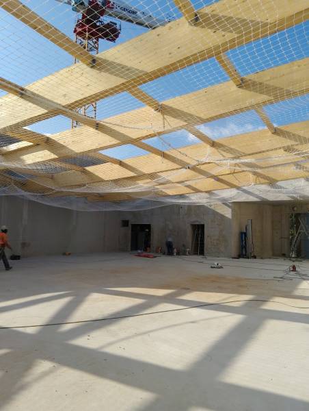 Installation de filet antichute