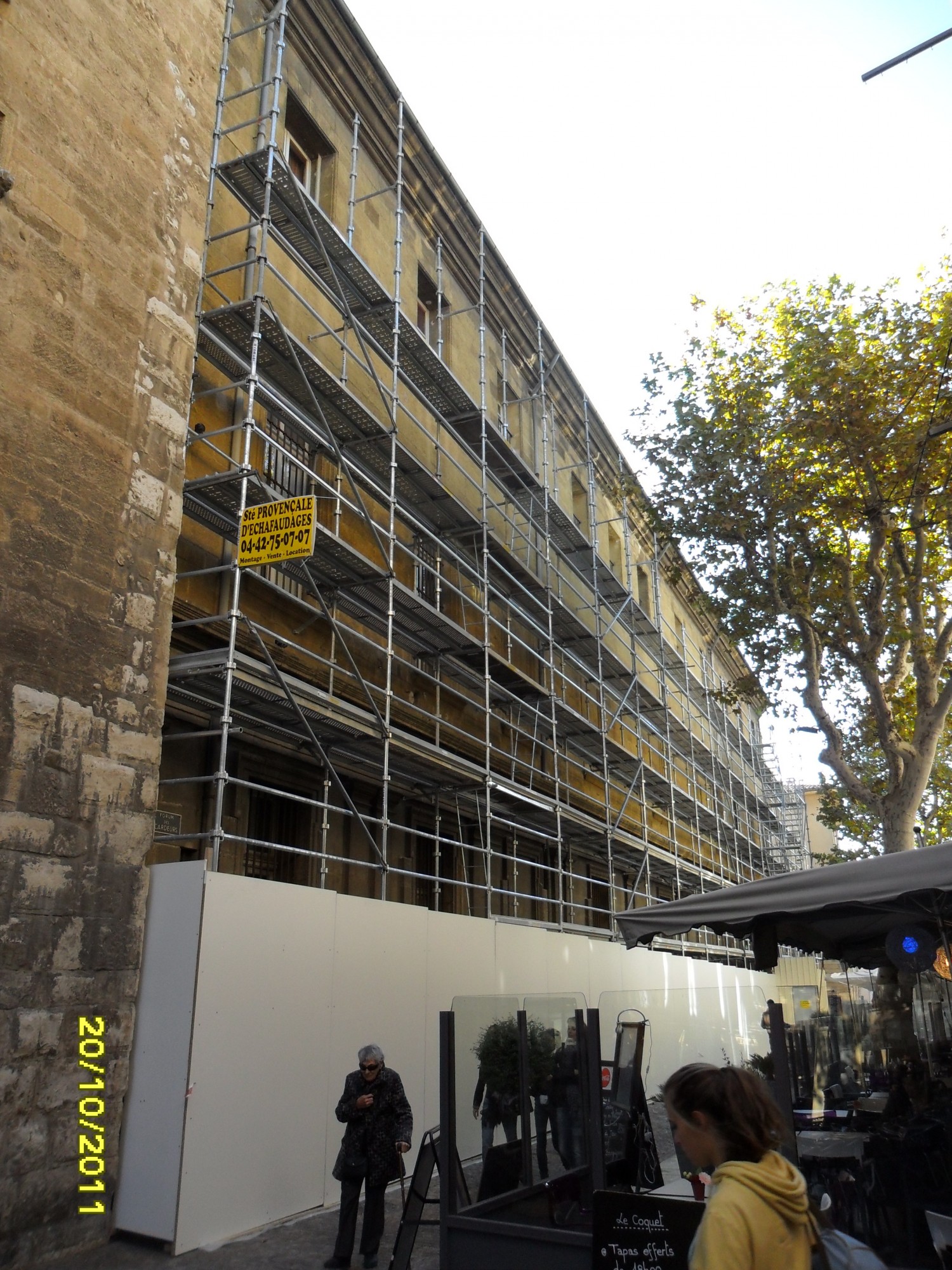 BARDAGE EN TOLE ET EN BOIS MAIRIE D'AIX EN PROVENCE