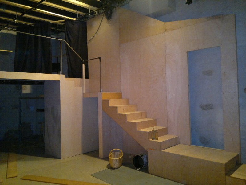 installation d'échafaudage sur scène