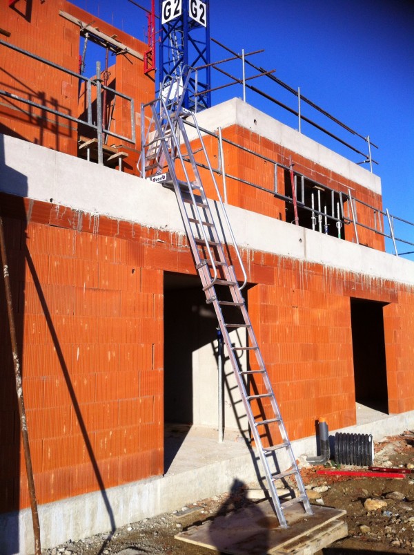 ESCALIER ACCES CHANTIER SPE
