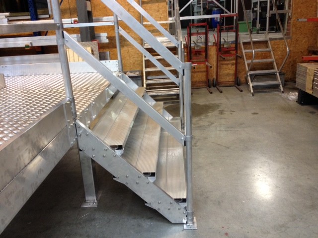 ACCES PASSERELLE D'ENTRETIEN SPE