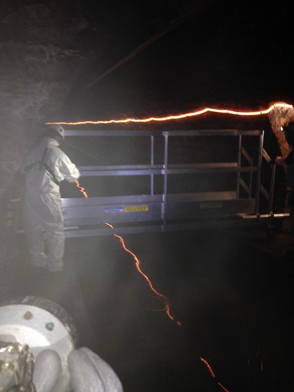 PASSERELLE SUR MESURE POUR EGOUTS ULTRALU