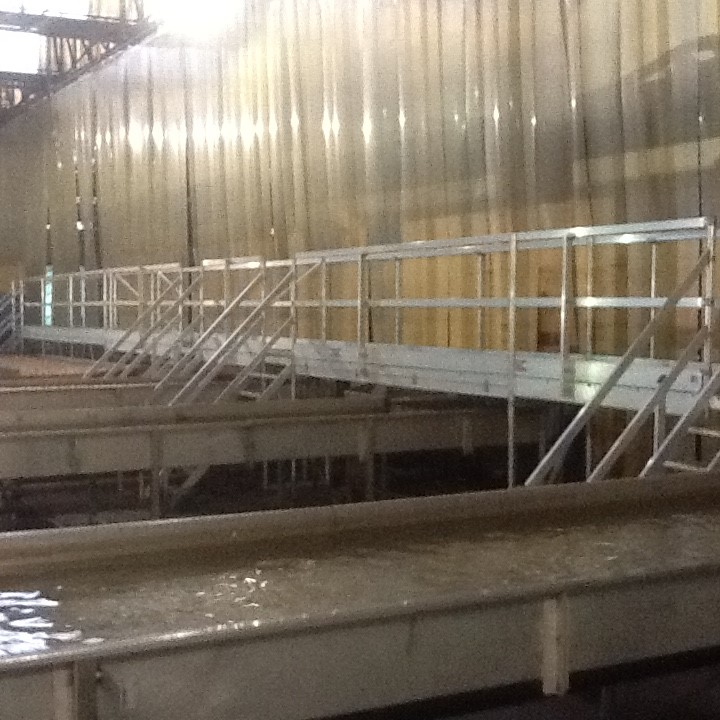 PASSERELLE LONGUE PORTEE ULTRALU DOMAINE AGRICOLE