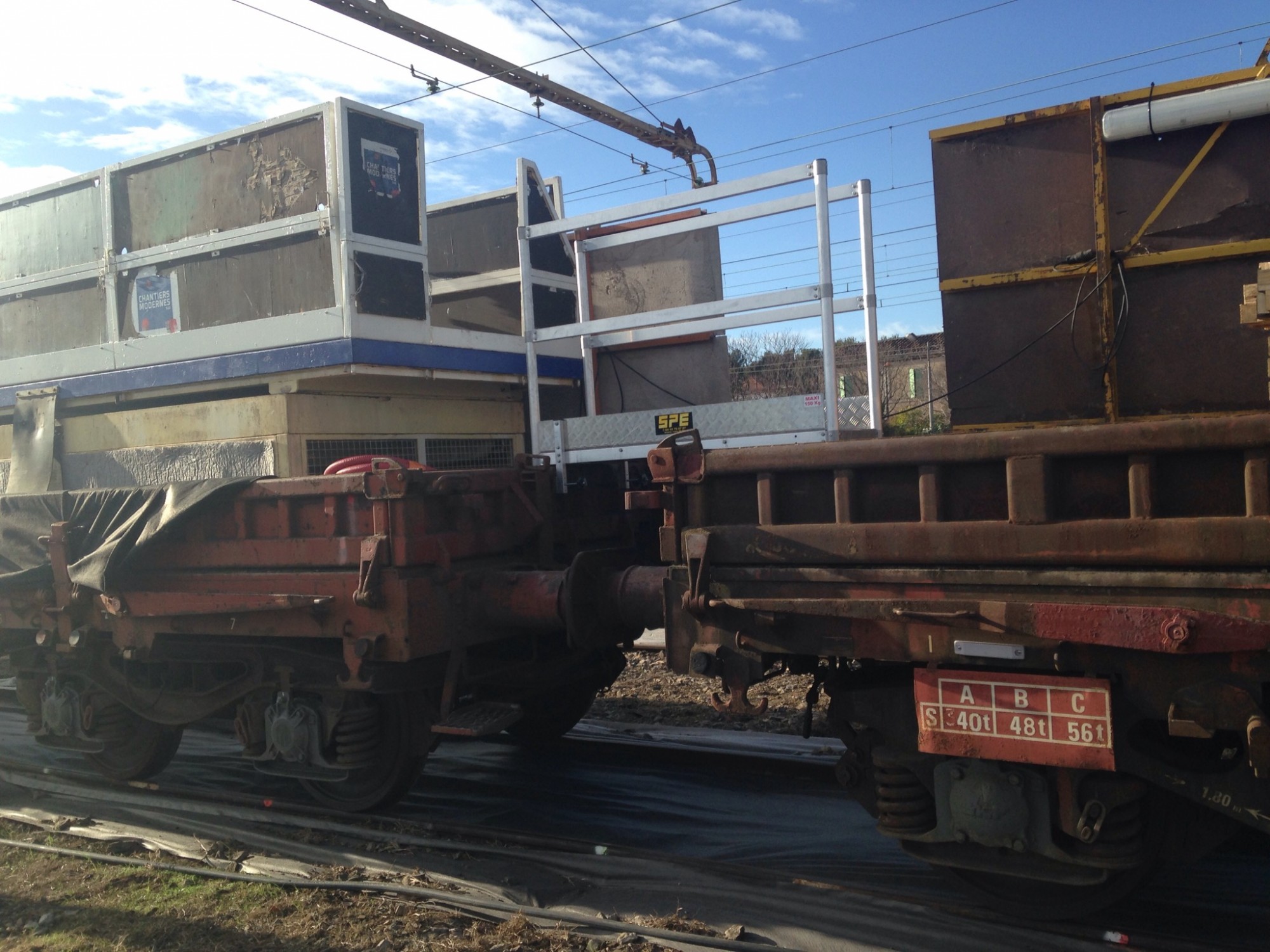 PASSERELLE FRANCHISSEMENT ENTRE DEUX WAGONS